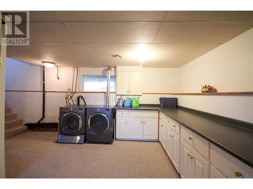 9212 6 Street, Dawson Creek, BC - Indoor Photo Showing Laundry Room