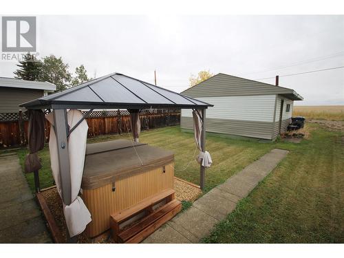 9212 6 Street, Dawson Creek, BC - Outdoor With Exterior