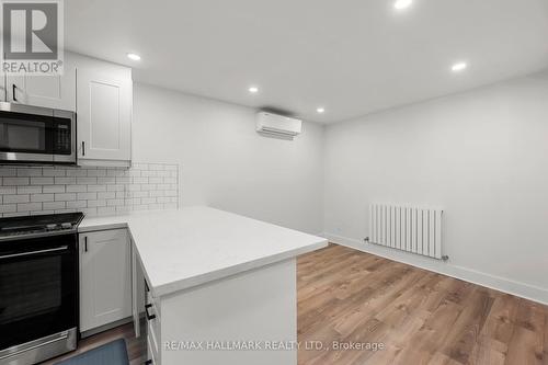 327 Kenilworth Avenue, Toronto, ON - Indoor