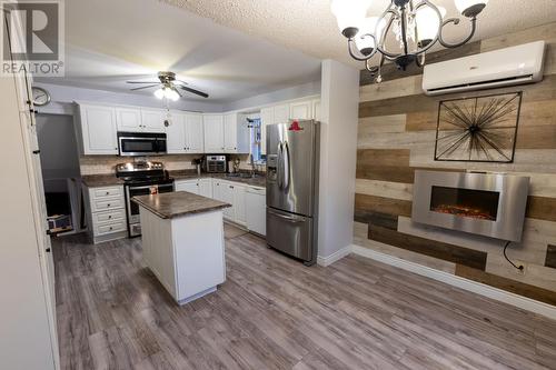 18 Brett Place, Mount Pearl, NL - Indoor Photo Showing Kitchen