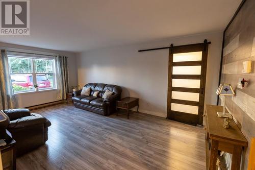 18 Brett Place, Mount Pearl, NL - Indoor Photo Showing Living Room