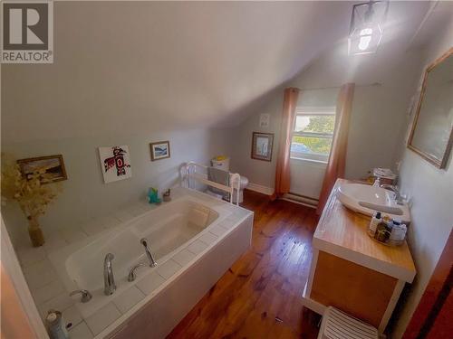 382 7Th Line, Gore Bay, ON - Indoor Photo Showing Bathroom