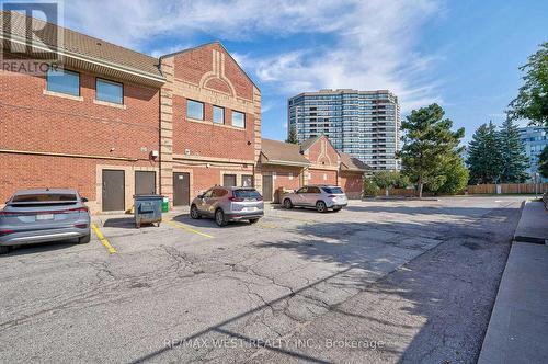 15 - 441 Clark Avenue, Vaughan, ON 