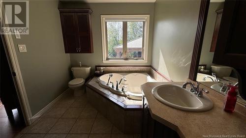 8 King Street, Saint-Léonard, NB - Indoor Photo Showing Bathroom