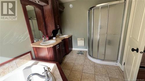 8 King Street, Saint-Léonard, NB - Indoor Photo Showing Bathroom