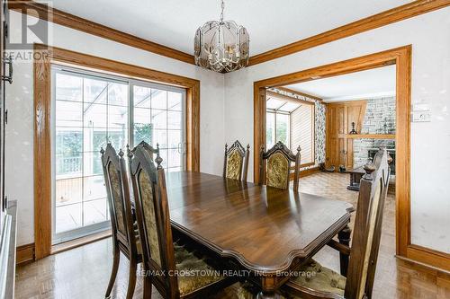 27 Riverview Heights, Toronto, ON - Indoor Photo Showing Dining Room