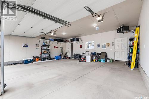 234 Dubois Crescent, Saskatoon, SK - Indoor Photo Showing Garage