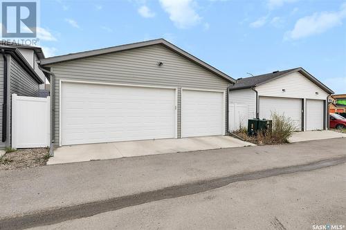 234 Dubois Crescent, Saskatoon, SK - Outdoor With Exterior