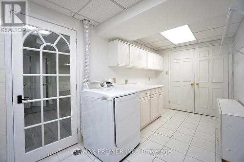 4661 Founders Walk, Mississauga, ON - Indoor Photo Showing Laundry Room