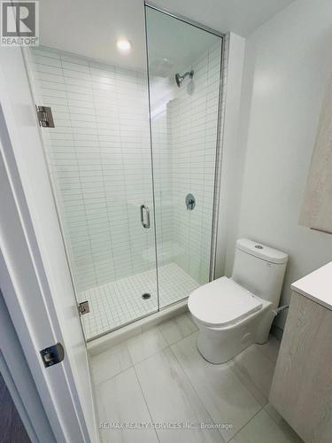 409 - 86 Dundas Street E, Mississauga, ON - Indoor Photo Showing Bathroom