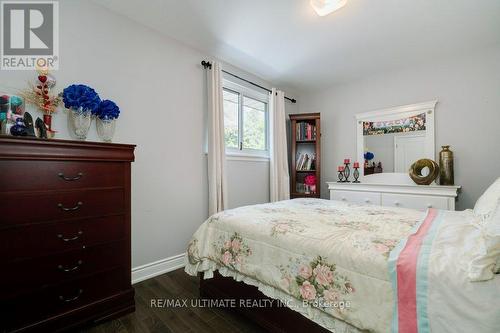 50 Belmont Drive, Brampton, ON - Indoor Photo Showing Bedroom