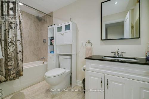 50 Belmont Drive, Brampton, ON - Indoor Photo Showing Bathroom