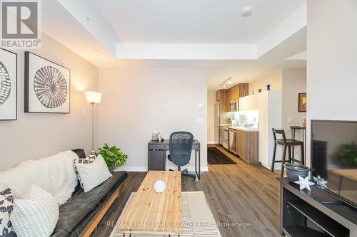 502 - 1 Neighbourhood Lane, Toronto, ON - Indoor