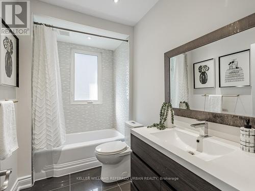 49 Eastbourne Crescent, Toronto, ON - Indoor Photo Showing Bathroom