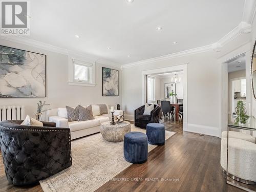 49 Eastbourne Crescent, Toronto, ON - Indoor Photo Showing Living Room