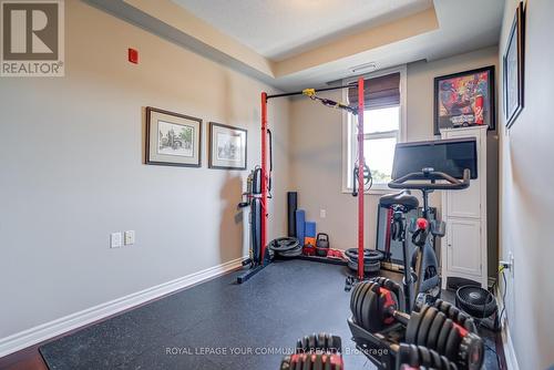 414 - 15450 Yonge Street, Aurora, ON - Indoor Photo Showing Gym Room