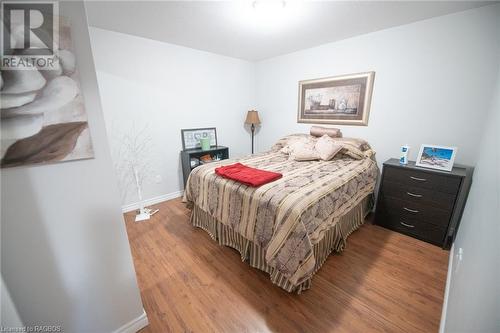 401 Birmingham Street E Unit# 305, Mount Forest, ON - Indoor Photo Showing Bedroom