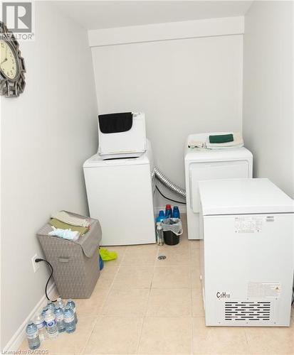 401 Birmingham Street E Unit# 305, Mount Forest, ON - Indoor Photo Showing Laundry Room