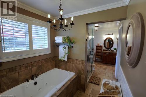 189 Pine Street, Sturgeon Falls, ON - Indoor Photo Showing Bathroom