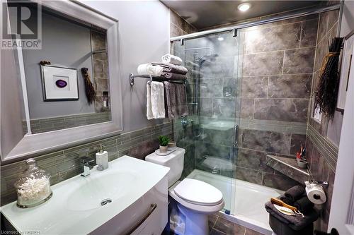 189 Pine Street, Sturgeon Falls, ON - Indoor Photo Showing Bathroom