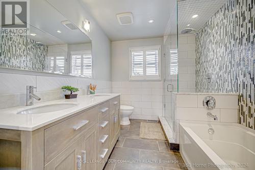 53 Marsh Street, Richmond Hill, ON - Indoor Photo Showing Bathroom