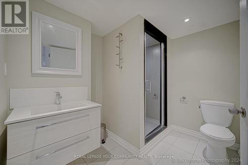 53 Marsh Street, Richmond Hill, ON - Indoor Photo Showing Bathroom