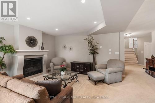 35 Diana Drive, Niagara-On-The-Lake, ON - Indoor Photo Showing Living Room With Fireplace