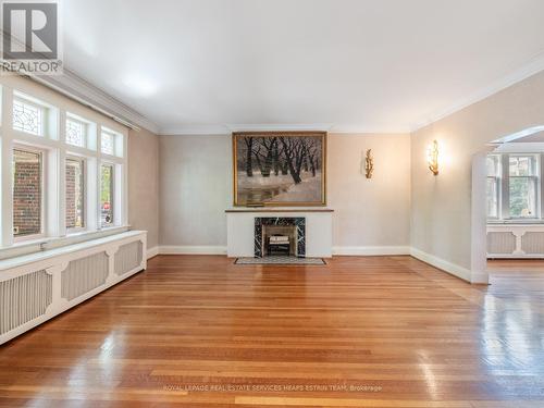 2 Wells Hill Avenue, Toronto, ON - Indoor Photo Showing Living Room