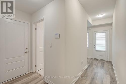 16 - 40 Zinfandel Drive, Hamilton, ON - Indoor Photo Showing Other Room