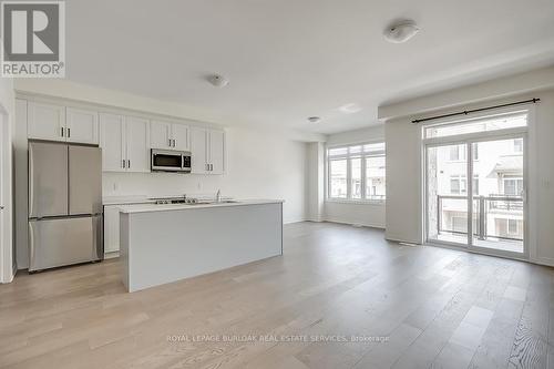 16 - 40 Zinfandel Drive, Hamilton, ON - Indoor Photo Showing Kitchen With Double Sink