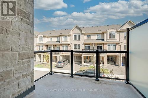 16 - 40 Zinfandel Drive, Hamilton, ON - Outdoor With Balcony