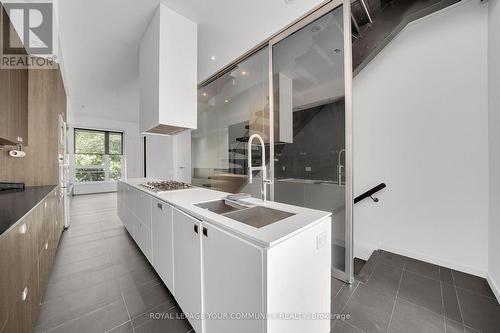 257 Roxton Road, Toronto, ON - Indoor Photo Showing Kitchen With Double Sink