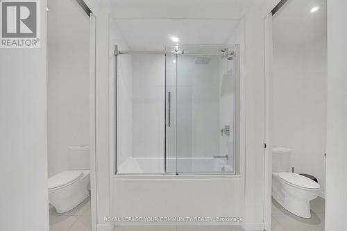 257 Roxton Road, Toronto, ON - Indoor Photo Showing Bathroom