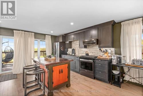 150 Long Reach Road, Brighton, ON - Indoor Photo Showing Kitchen With Upgraded Kitchen