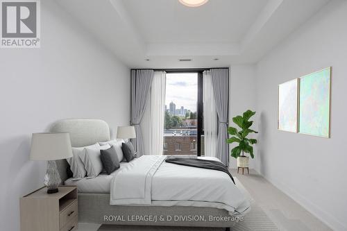 612 - 1 Strathgowan Avenue, Toronto, ON - Indoor Photo Showing Bedroom