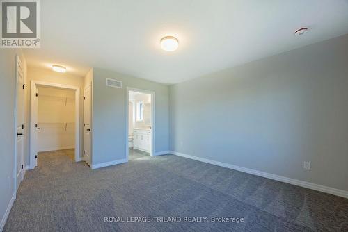 10 Silverleaf Path, St. Thomas, ON - Indoor Photo Showing Other Room