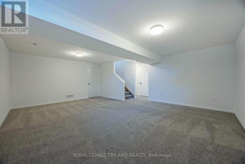 10 Silverleaf Path, St. Thomas, ON - Indoor Photo Showing Other Room