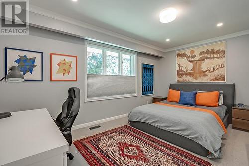 1250 Braeside Drive, Oakville, ON - Indoor Photo Showing Bedroom