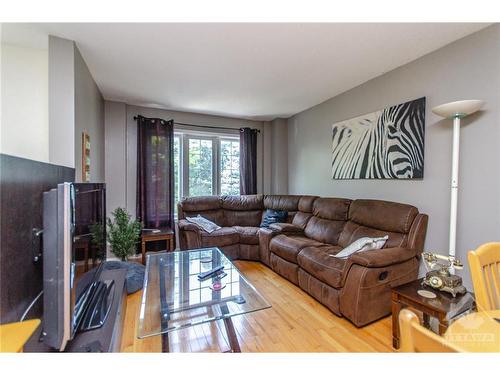 466 Seyton Drive, Nepean, ON 