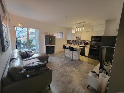 110-932 Johnson St, Victoria, BC - Indoor