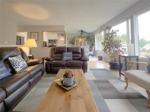 7740 Daphne St, Port Hardy, BC 