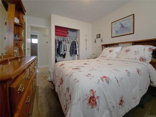 7740 Daphne St, Port Hardy, BC 