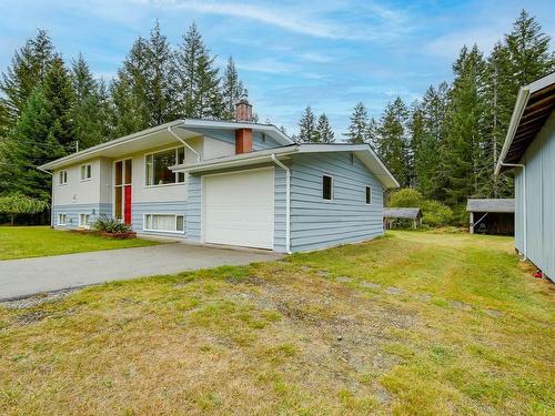 6012 Wadena Rd, Port Alberni, BC 