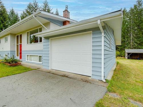 6012 Wadena Rd, Port Alberni, BC 