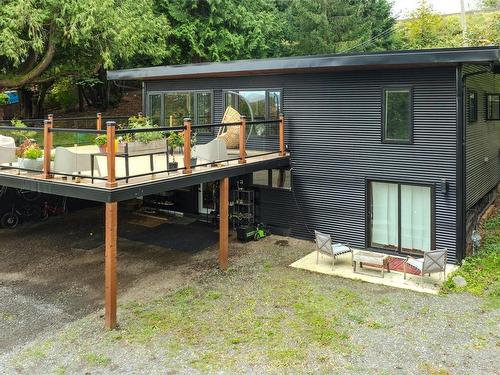 365 Baker Rd, Ladysmith, BC 