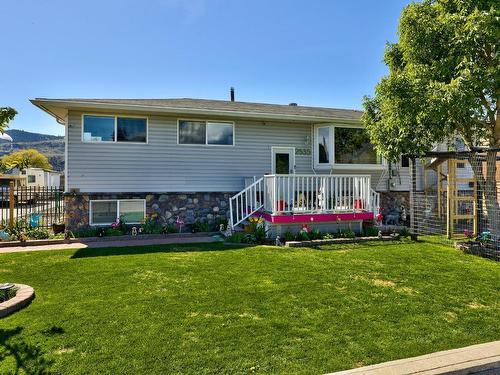 2535 Glenview Ave, Kamloops, BC - Outdoor