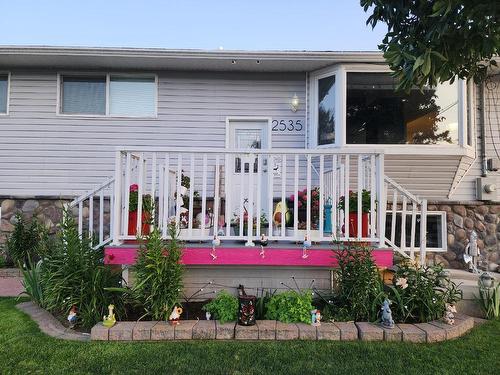 2535 Glenview Ave, Kamloops, BC - Outdoor With Deck Patio Veranda