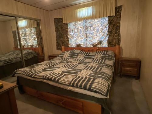 1789 Nicolls Road, Merritt, BC - Indoor Photo Showing Bedroom