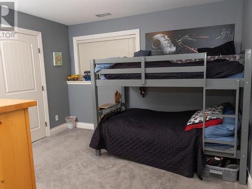 1491 Pine Cres, Kamloops, BC - Indoor Photo Showing Bedroom