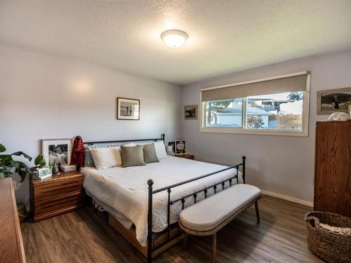 16 Galena Ave, Logan Lake, BC - Indoor Photo Showing Bedroom